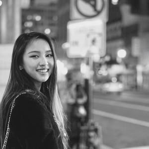 Meet your Posher, Yifei